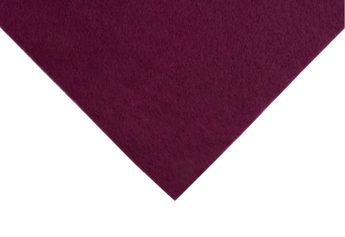 Felt Piece: 30 x 23 cm