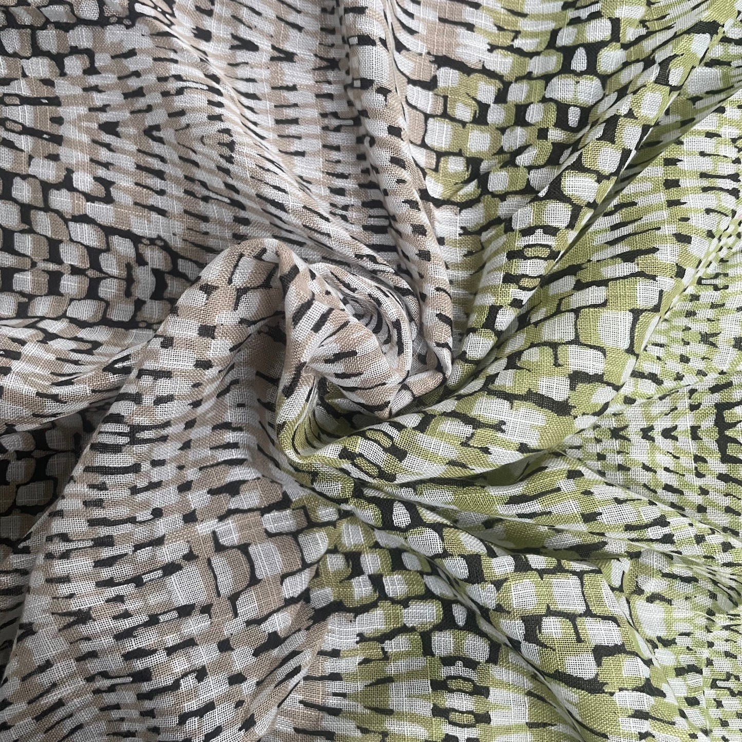 Green Snake Print Linen Mix Deadstock Fabric