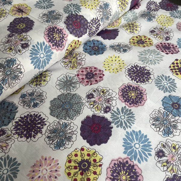 Deadstock Groovy Line Drawn Floral 100% Cotton Fabric