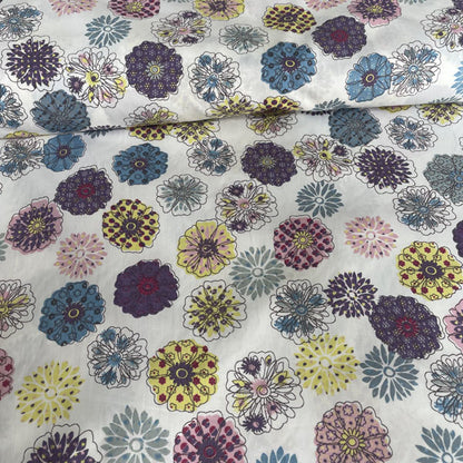 Deadstock Groovy Line Drawn Floral 100% Cotton Fabric